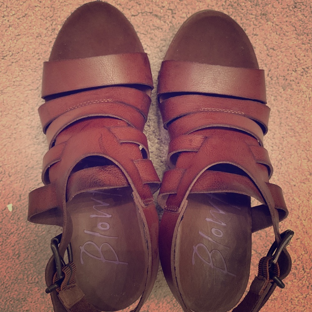 Blowfish wedge sandals size 7